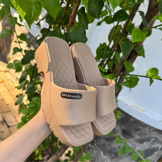 Dép bánh mì nữ 6CM chất liệu EVA siêu nhẹ êm chân thoáng khí chống trơn trượt ( ĐẾ GUỐC 6P )